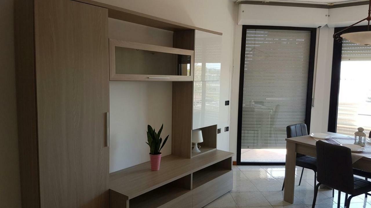 Domus Maris Viserba, Spiagge E Centro A 100 Mt, Promo Maggio Fiera Macfrut, Fieravicola, Expo Dental, Meeting 리미니 외부 사진