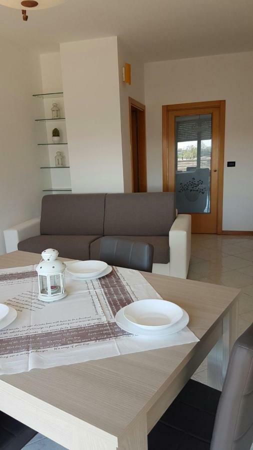 Domus Maris Viserba, Spiagge E Centro A 100 Mt, Promo Maggio Fiera Macfrut, Fieravicola, Expo Dental, Meeting 리미니 외부 사진