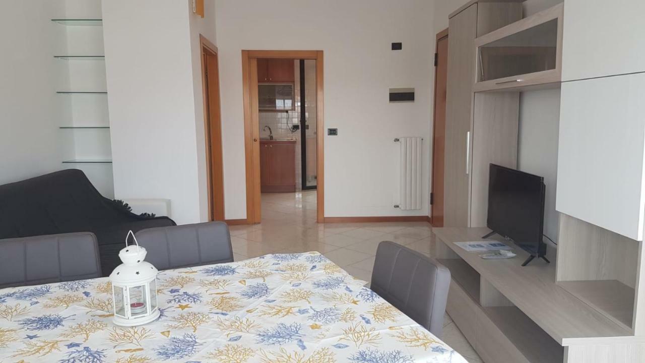 Domus Maris Viserba, Spiagge E Centro A 100 Mt, Promo Maggio Fiera Macfrut, Fieravicola, Expo Dental, Meeting 리미니 외부 사진